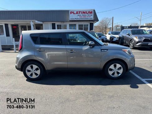 Used 2015 Kia Soul image 2