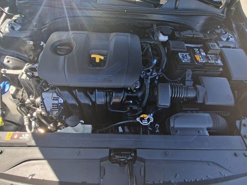 Used 2024 Kia Forte LXS image 23