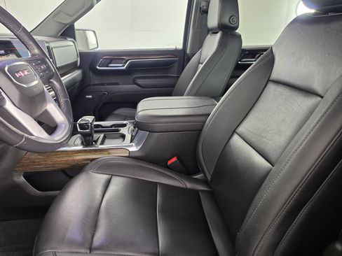 Used 2023 GMC Sierra 1500 Elevation w/ Elevation Premium Package AWD/4WD image 16
