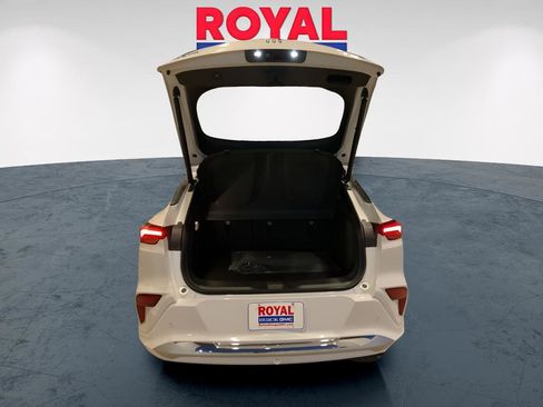 New 2026 Buick Envista Avenir image 15