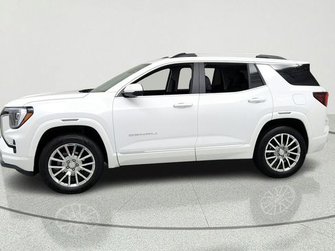 Certified 2026 GMC Terrain Denali AWD/4WD image 2