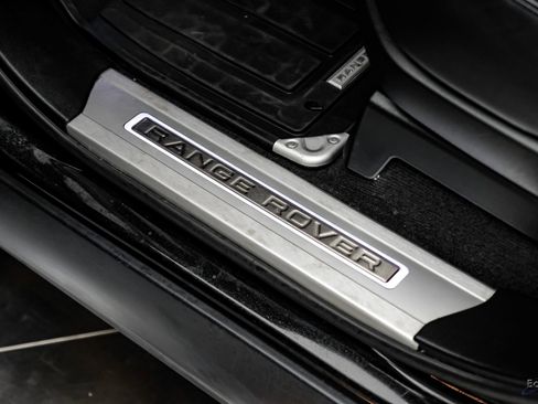 Used 2022 Land Rover Range Rover Westminster Edition image 40
