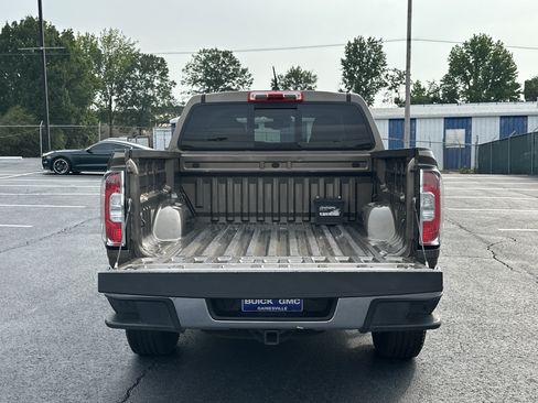 Used 2016 GMC Canyon SLT w/ Driver Alert Package RWD image 14