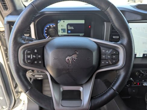 Used 2021 Ford Bronco Outer Banks image 31