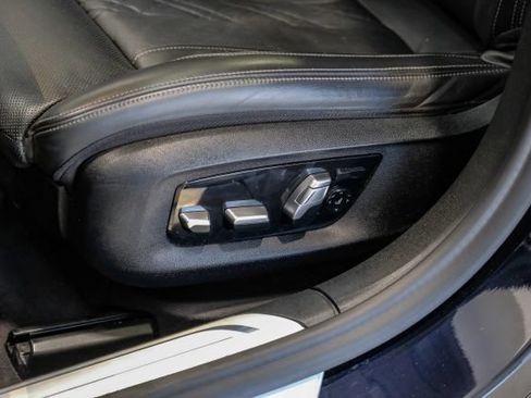 Used 2021 BMW 740i w/ M Sport Package RWD image 50