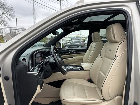 Used 2021 Cadillac Escalade Premium Luxury w/ Driver Assist Tech Package image 8