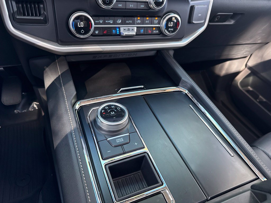 Used 2023 Ford Expedition XLT RWD image 80