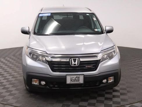 Certified 2019 Honda Ridgeline Sport image 3