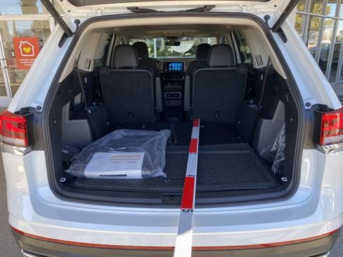 New 2026 Volkswagen Atlas SE AWD/4WD image 18