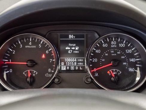 Used 2015 Nissan Rogue S w/ Convenience Package AWD/4WD image 13