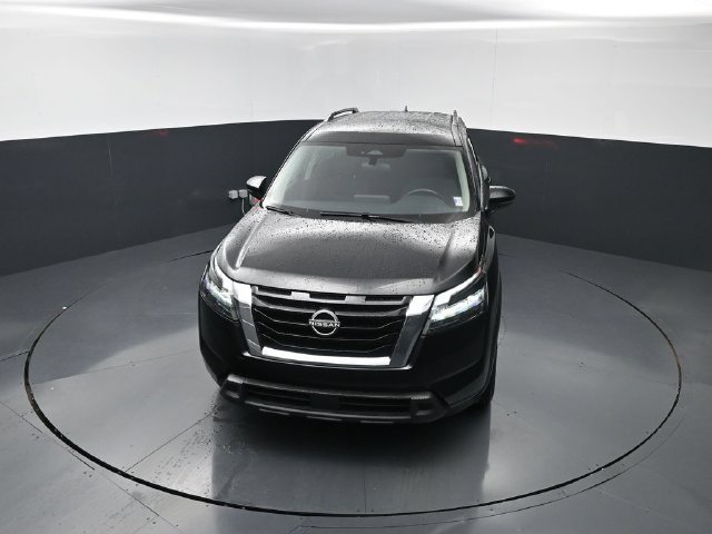 Certified 2025 Nissan Pathfinder SV FWD image 26