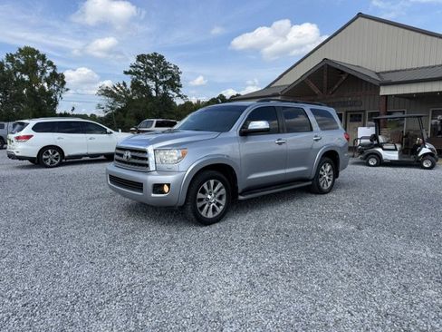 Used 2015 Toyota Sequoia Limited RWD image 4
