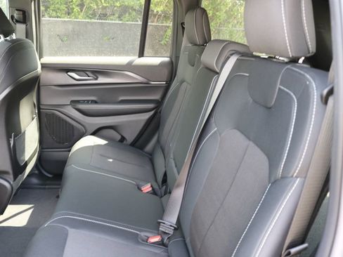 New 2026 Jeep Grand Cherokee Laredo X AWD/4WD image 16