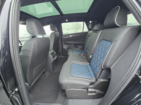 New 2026 Volkswagen Atlas SEL image 60