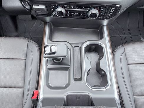 New 2026 Chevrolet Silverado 1500 High Country AWD/4WD image 20