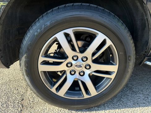 Used 2023 Ford Expedition Max XLT RWD image 8