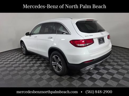 Used 2016 Mercedes-Benz GLC 300 image 4