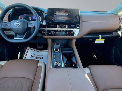 New 2026 Nissan Pathfinder Platinum AWD/4WD image 6