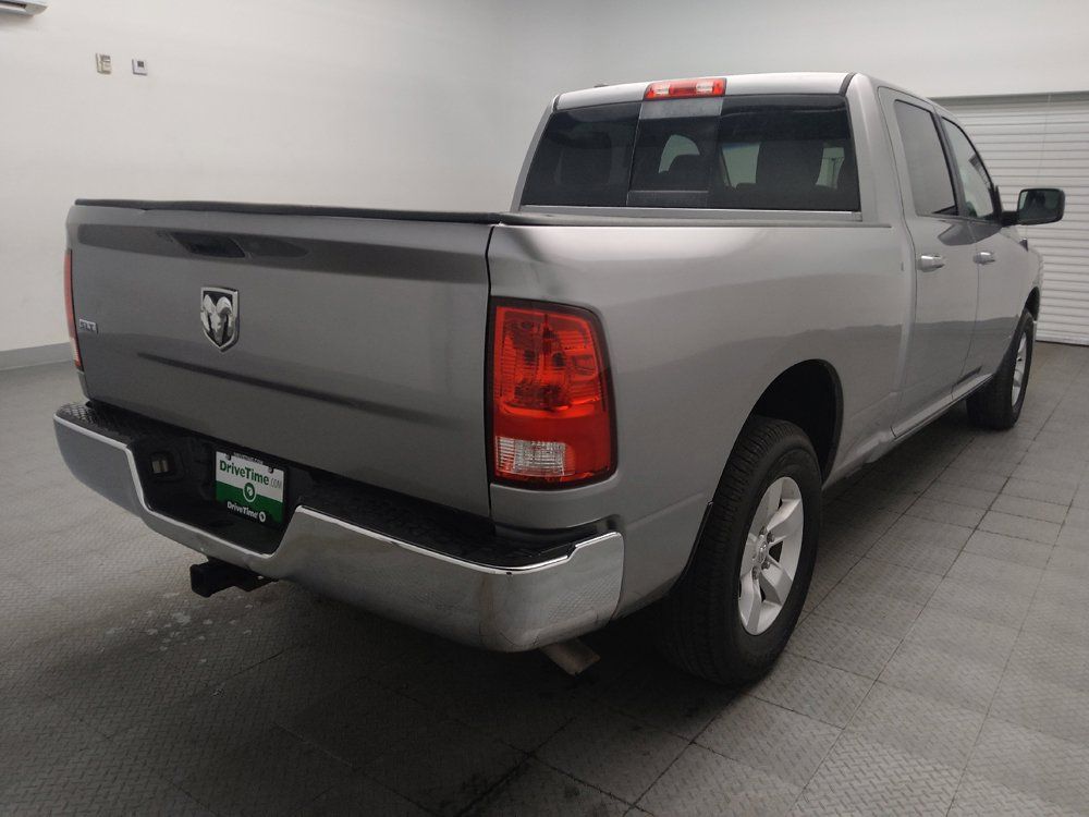 Used 2020 RAM 1500 Classic SLT RWD image 9
