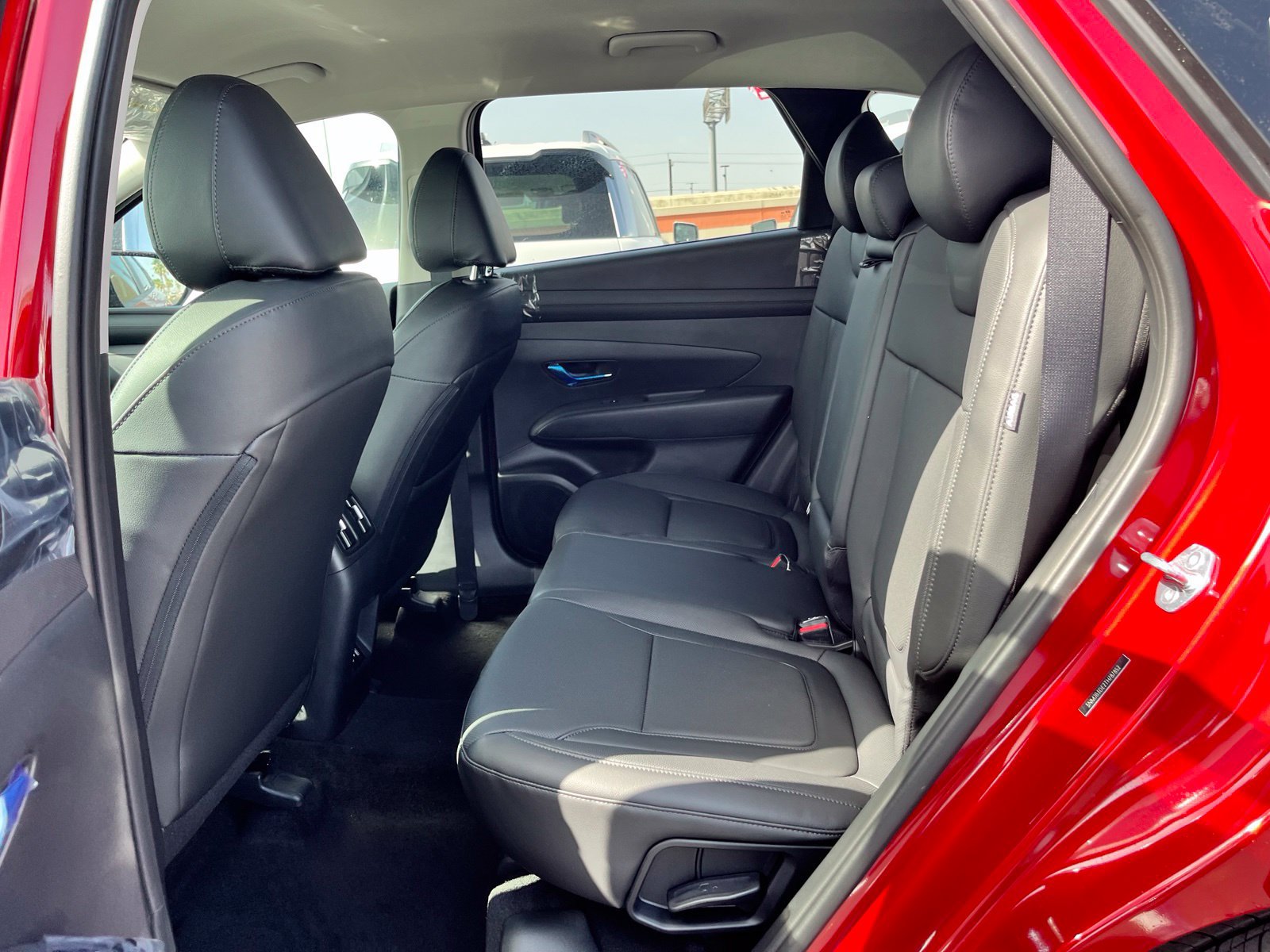 New 2026 Hyundai Tucson SEL Plus w/ Tow & Go Package FWD image 17