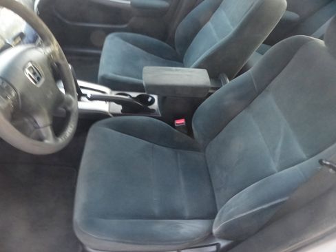 Used 2005 Honda Accord EX image 19