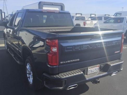 Used 2023 Chevrolet Silverado 1500 RST w/ Z71 Off-Road Package AWD/4WD image 5