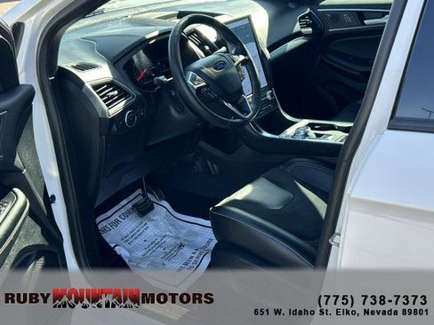 Used 2022 Ford Edge ST w/ Equipment Group 401A image 10