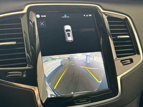 Certified 2023 Volvo XC90 T8 Plus AWD/4WD image 20