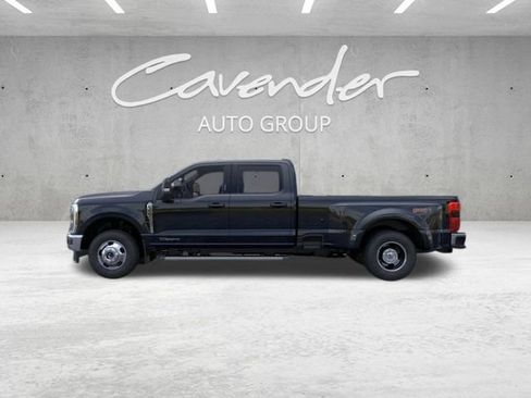 New 2026 Ford F350 XLT w/ XLT Premium Package AWD/4WD image 4