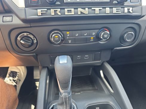 New 2026 Nissan Frontier SV w/ Tow Package AWD/4WD image 12