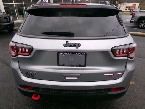 Used 2021 Jeep Compass Trailhawk AWD/4WD image 4