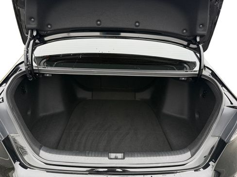 Certified 2025 Honda Accord SE image 17