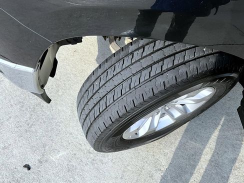 Used 2023 RAM 1500 Laramie image 23