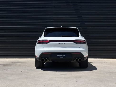Certified 2024 Porsche Macan S AWD/4WD image 6