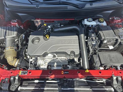 Used 2024 Chevrolet Equinox RS FWD image 33