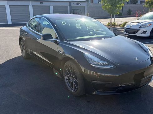 Used 2018 Tesla Model 3 Mid Range RWD image 7