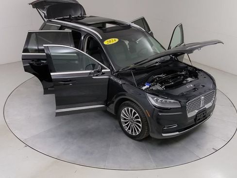 Used 2024 Lincoln Aviator Reserve AWD/4WD image 49