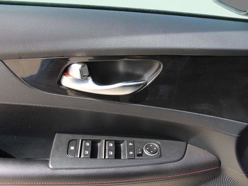 Used 2020 Kia Forte GT FWD image 19