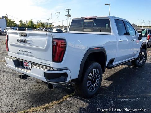 New 2026 GMC Sierra 2500 Denali Ultimate image 8