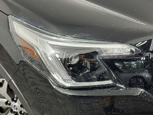 Used 2023 Subaru Forester Premium AWD/4WD image 15