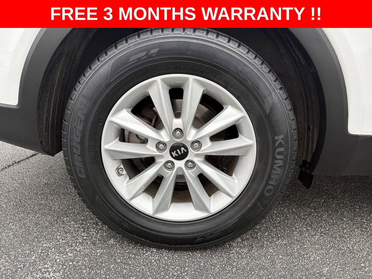 Used 2019 Kia Sorento L FWD image 31