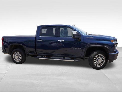 Used 2023 Chevrolet Silverado 3500 High Country w/ Z71 Off-Road Package AWD/4WD image 2