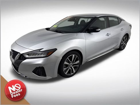 Used 2020 Nissan Maxima 3.5 SV w/ Floor Mat Group FWD image 8