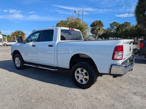 Used 2024 RAM 2500 Big Horn w/ Bed Utility Group image 6