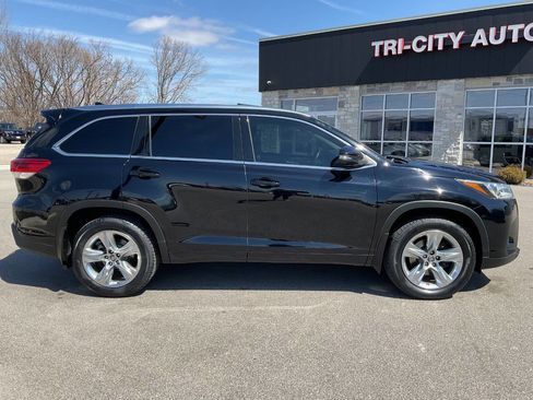 Used 2018 Toyota Highlander Limited image 9