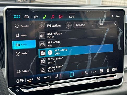 New 2026 Volkswagen Tiguan SE R-Line image 17