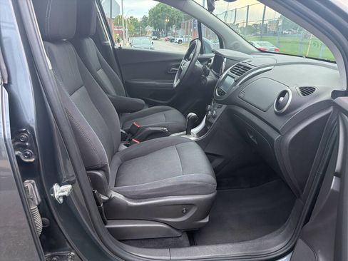 Used 2016 Chevrolet Trax LT AWD/4WD image 19