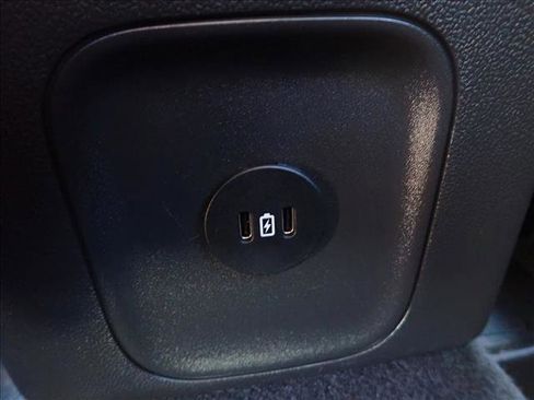 Used 2025 Ford Escape PHEV image 11