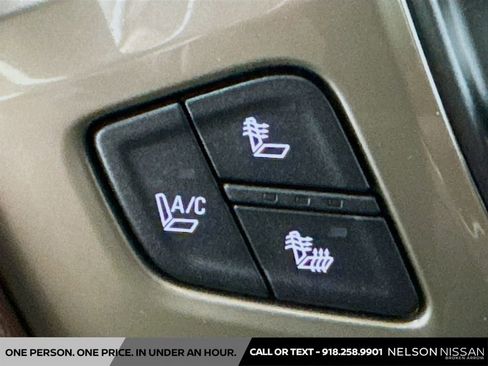 Used 2014 Chevrolet Silverado 1500 High Country w/ High Country Premium Package AWD/4WD image 21