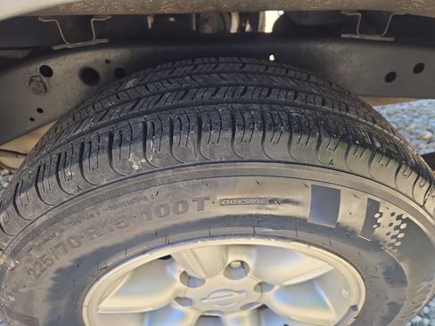 Used 2002 Nissan Frontier XE RWD image 16